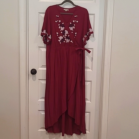 JessaKae Maroon Embroidered Faux-Wrap Dress XXXL - Picture 1 of 5